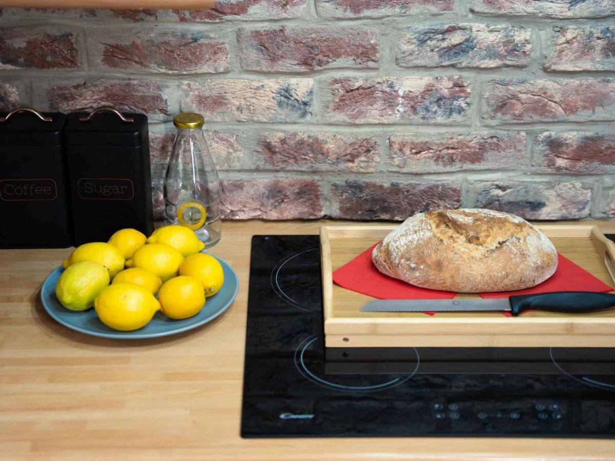 Pass The Keys Amazing, Newly Renovated 5Bedroom House Sleeps 10 Scarborough Eksteriør bilde