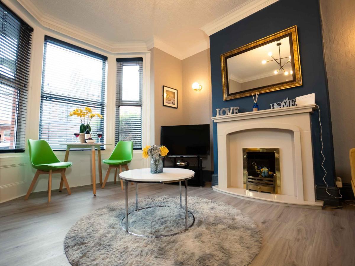 Pass The Keys Amazing, Newly Renovated 5Bedroom House Sleeps 10 Scarborough Eksteriør bilde